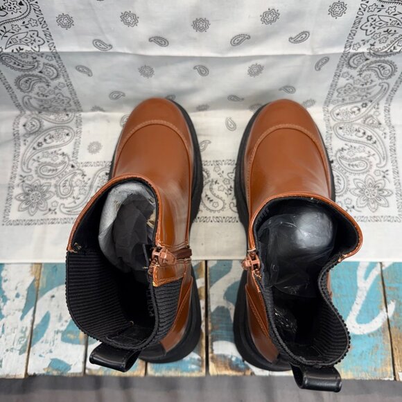 NEW Portland Boot Company Lug Sole Hiker Booties Boots Women's 8 Mocha Slip on - Picture 9 of 10